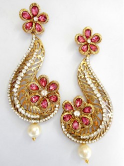 fashion-earrings-3G182ER26578